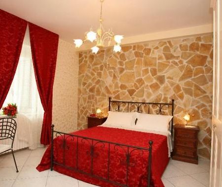 Il Casale Di Rodolfo Bed and Breakfast Termoli Εξωτερικό φωτογραφία